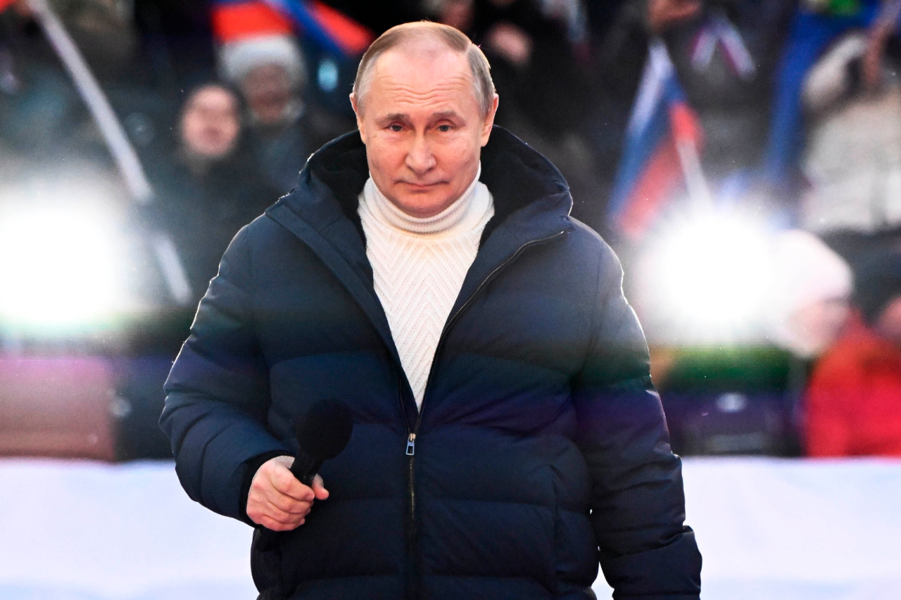 Wladimir Putin bei seinem Auftritt im Stadion. 