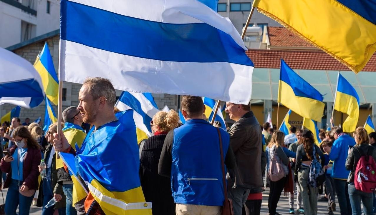 Ukraine-Krieg: Neue Russland-Flagge aufgetaucht! Das steckt hinter