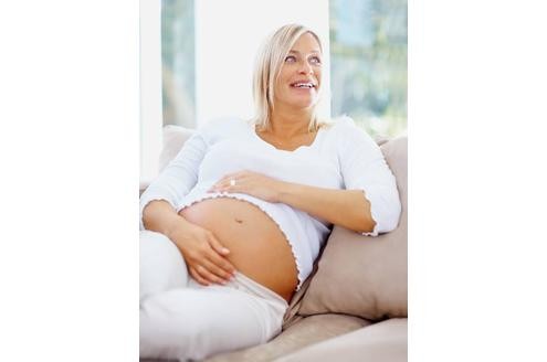Mit Ende 30 hat eine Frau geringere Chancen schwanger zu werden, als mit 20 ...
