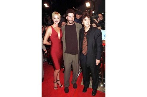 Noch ein roter Teppich: Mit Charlize Theron und Keanu Reeves lief Pacino bei der Premiere des Films Im Auftrag des Teufels auf.