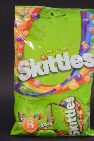 Die „Skittles“ fallen doppelt negativ auf.