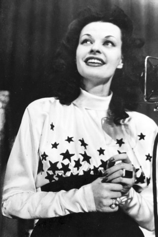 Hielscher wurde 1940 für den Film entdeckt. Ihren Durchbruch schaffte sie mit ihrem ersten Nachkriegsfilm „Hallo, Fräulein“ von 1949. Sie spielte in rund 50 Filmen und etwa 200 TV-Aufzeichnungen mit. Eine zweite Karriere begann für sie nach Kriegsende, als die Amerikaner sie für eine Show engagierten. Von Hielscher als Sängerin sind mehr als 400 Aufnahmen erhalten. Sie vertrat Deutschland 1957 und 1958 beim Grand Prix Eurovision de la Chanson.