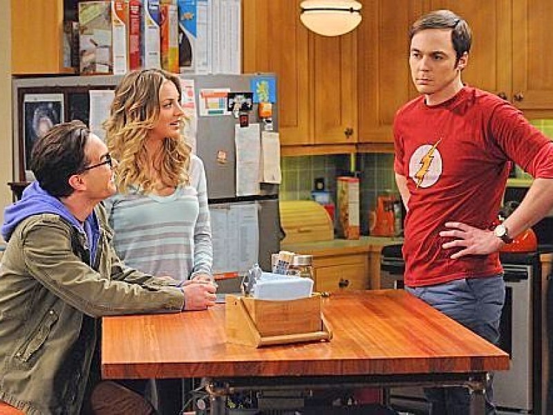 Jim Parson (l.), Kaley Cuoco und Johnny Galechi: 1.000.000 Dollar pro Folge. Die Stars des Sitcom-Hits „The Big Bang Theory“ sind die Topverdiener. Dank 24 Folgen pro Staffel kommen sie auf je 24 Millionen Dollar pro Jahr oder: auf 48.000 Dollar pro Sendeminute.