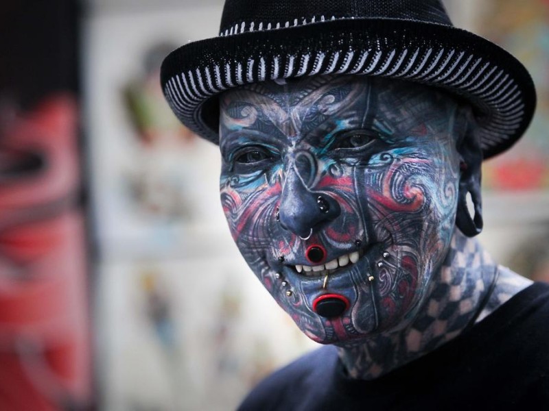 Impression vom ersten Tag der 18. Tattoo- und Piercing-Convention in der Westfalenhalle.