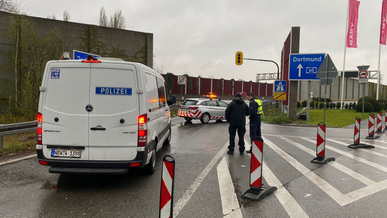 Die A40 wurde in Bochum nach einem Suizid stundenlang gesperrt.