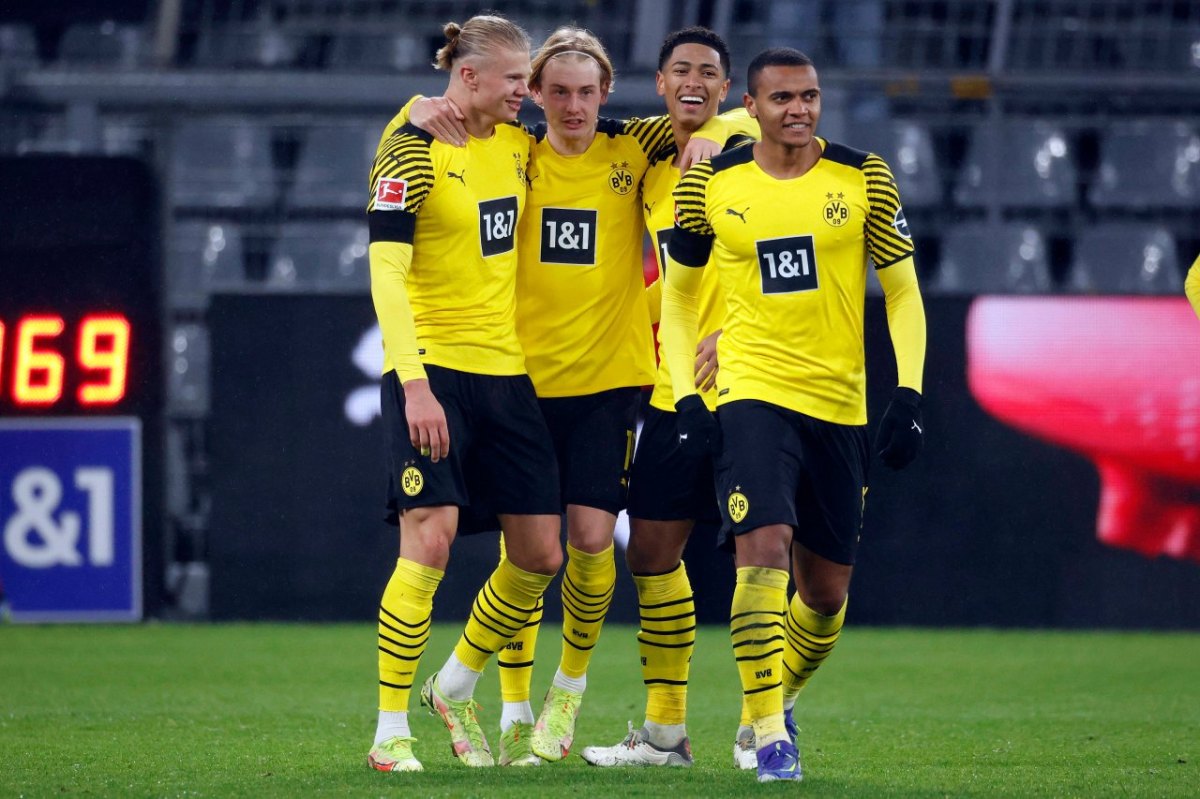 Borussia Dortmund Akanji