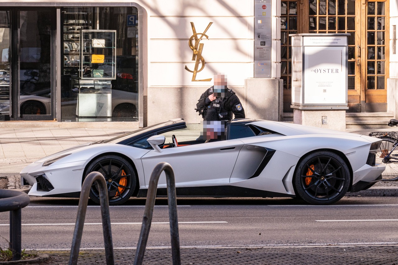 Düsseldorf: Ein Lamborghini wie dieser wurde von der Polizei angehalten – doch der Fahrer flüchtete. (Symbolfoto)