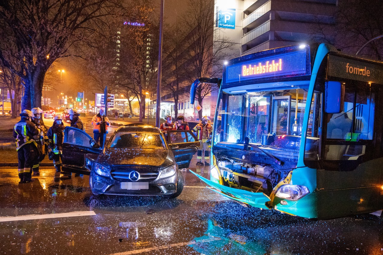 In Essen kam es auf der Gildehofstraße/Freiheit zu einem Crash.
