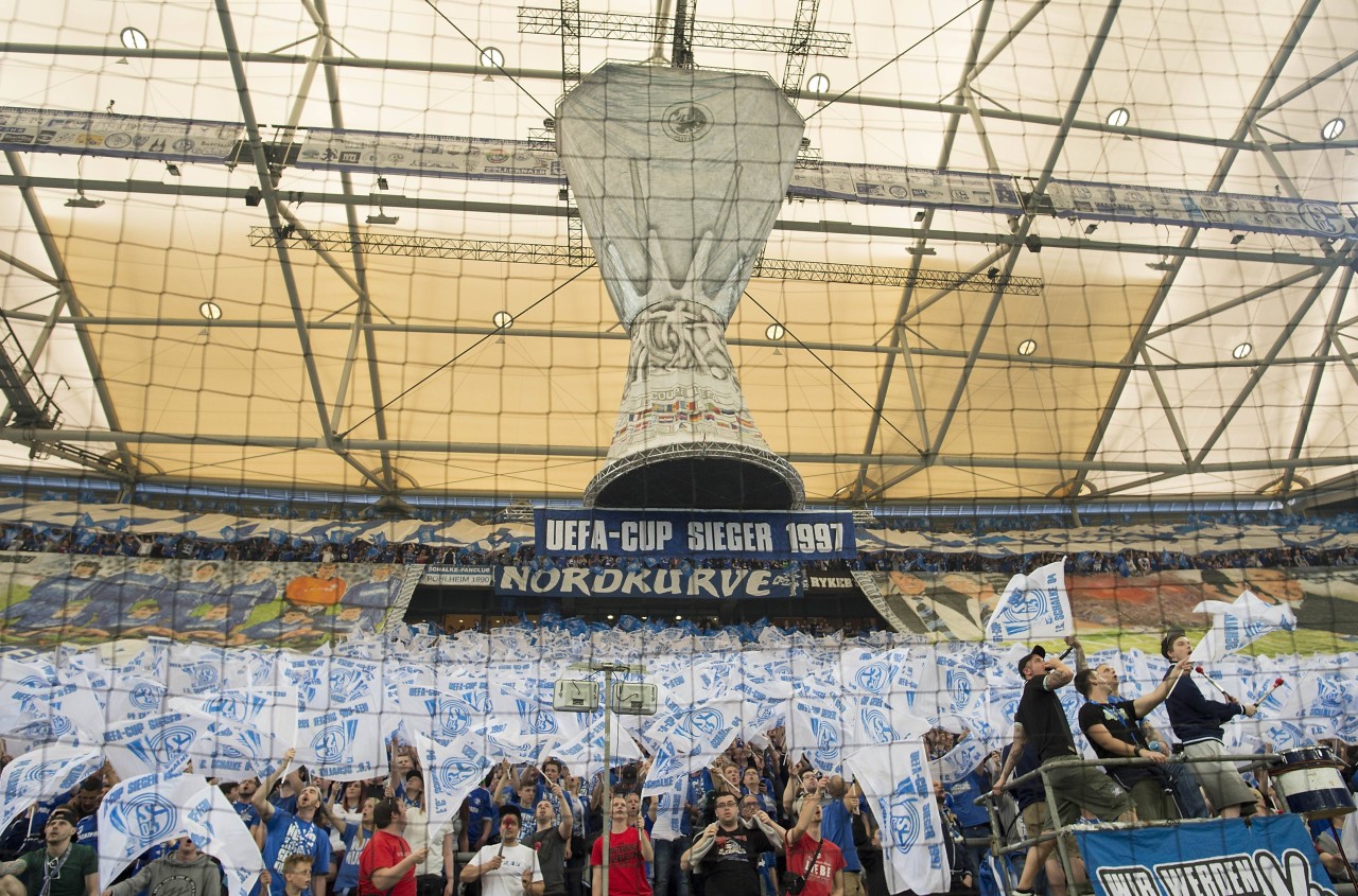 2017 wurden die Eurofighter in der Veltins Arena von den Fans des FC Schalke 04 gefeiert.