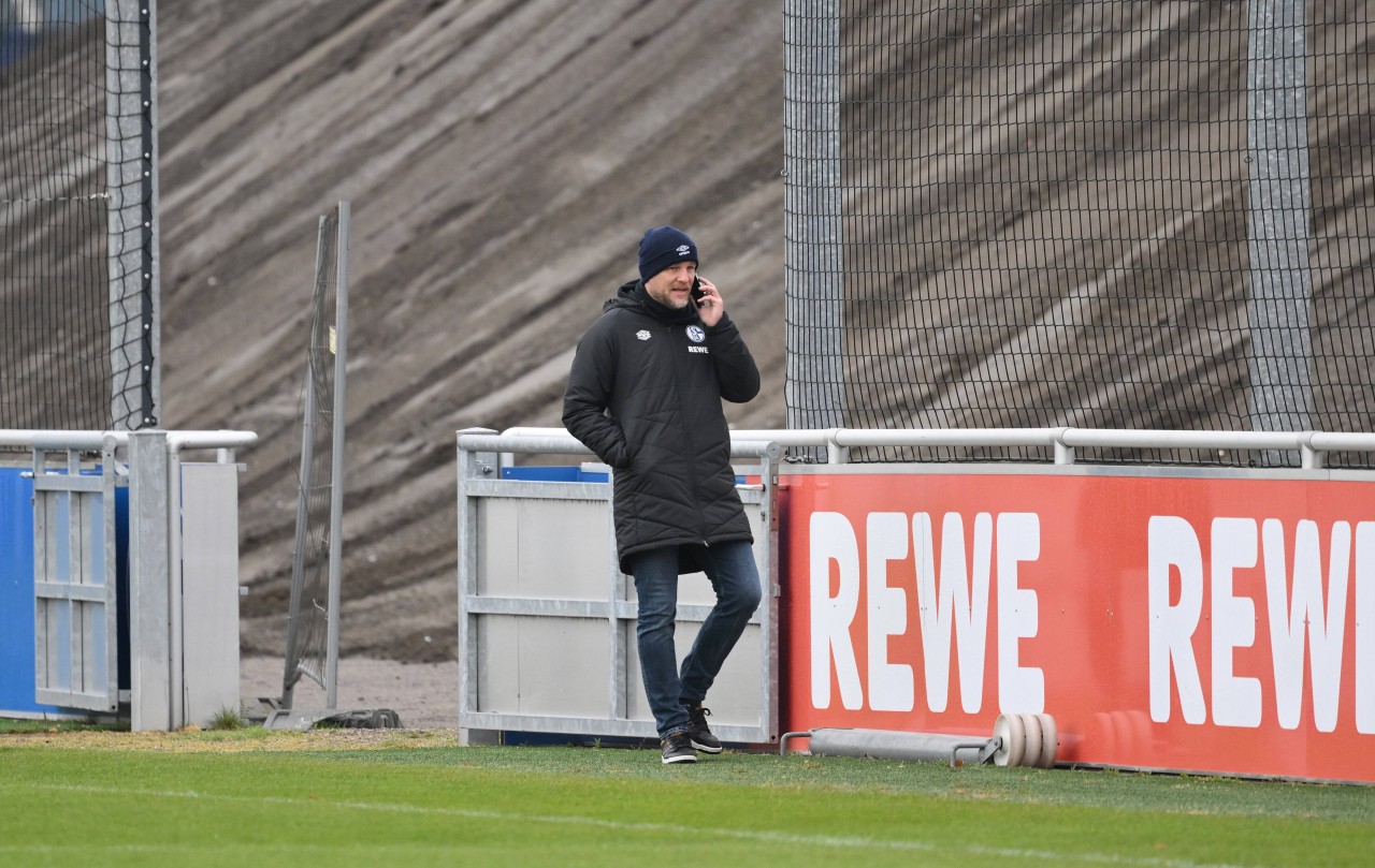 FC Schalke 04: Rouven Schröder plant den S04-Kader.
