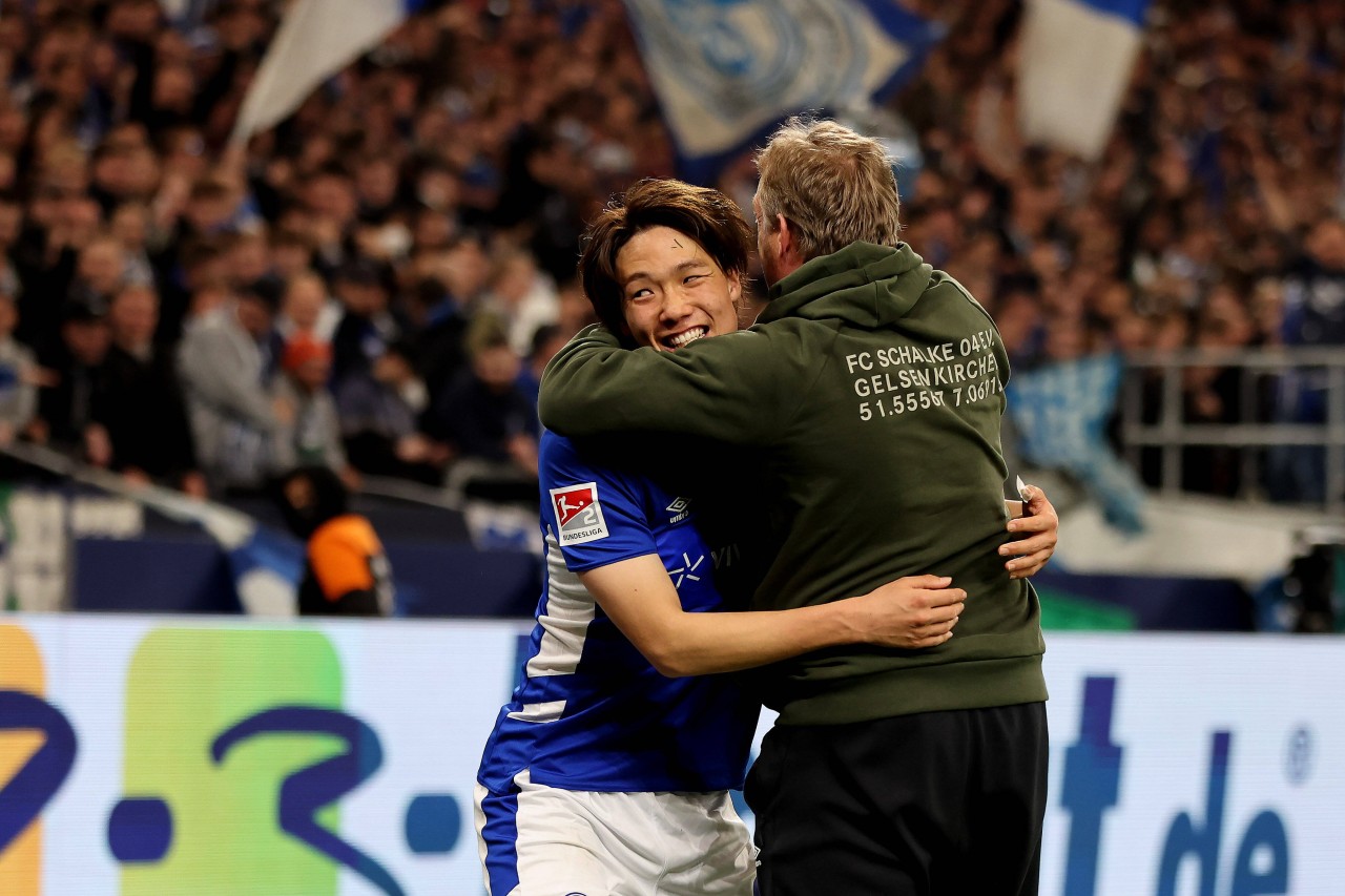 Beim FC Schalke 04 lieben sie ihn alle: Ko Itakura!
