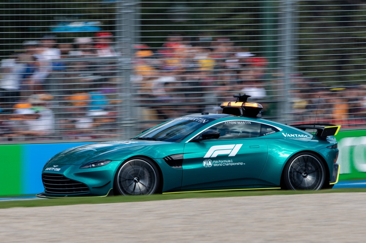 Formel 1: Das Safetycar von Aston Martin ist nicht beliebt.