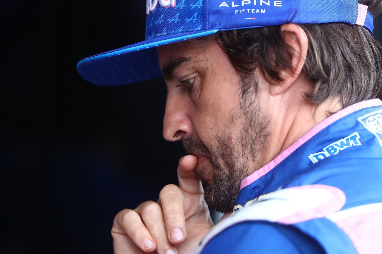 Motorenprobleme bei Fernando Alonso.