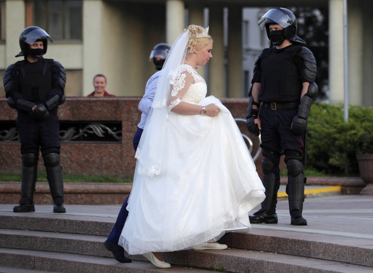 Für das Brautpaar und ihren Trauzeugen ging es nach der Hochzeit gleich ins Gefängnis. (Symbolbild)