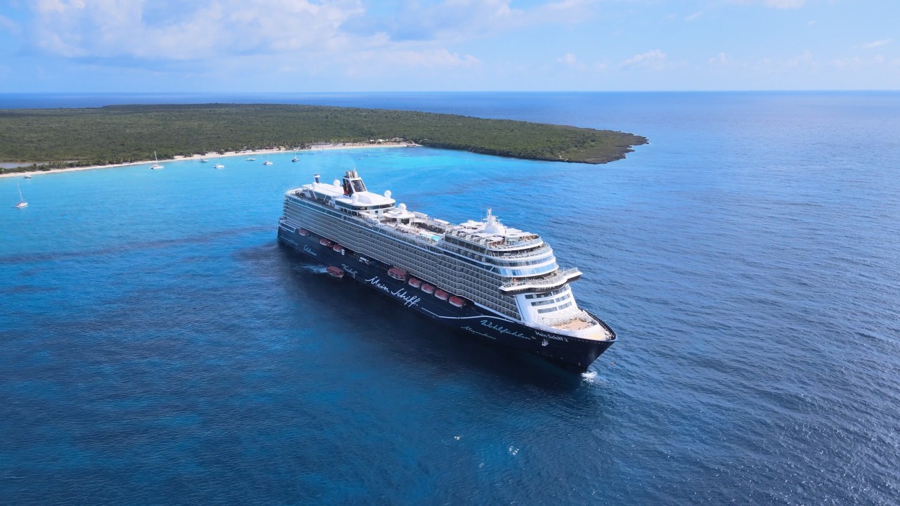 Die Reederei Tui Cruises hat für eine Kreuzfahrt die Corona-Regeln gelockert. (Symbolbild)