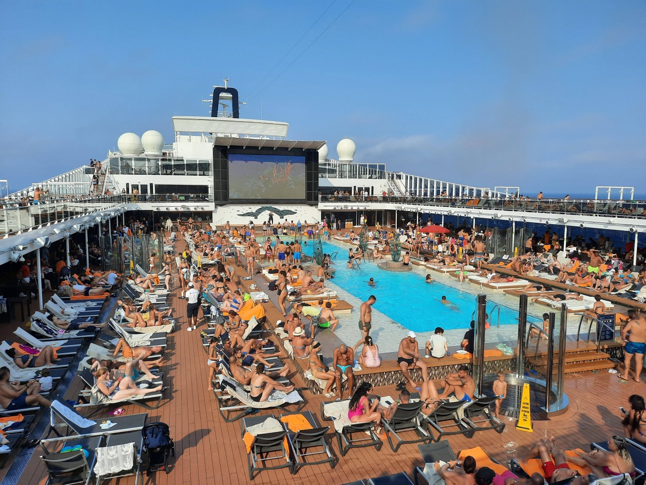 Kreuzfahrt: Nach 18 Monaten – dieses beliebte Schiff sticht endlich wieder in See (Symbolbild). Kreuzfahrt: Nach 18 Monaten – dieses beliebte Schiff sticht endlich wieder in See (Symbolbild).