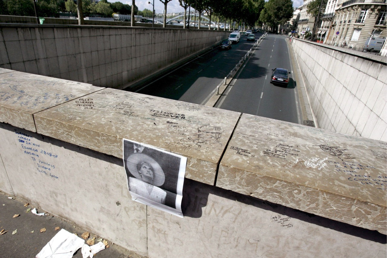 Lady Diana starb am 31. August 1997 bei einem Autounfall im Pariser Alma-Tunnel.