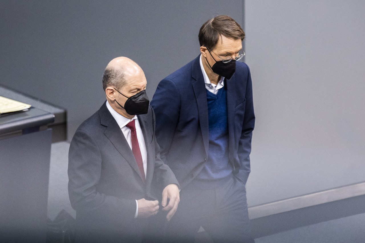 Impfpflicht: Pleite für Kanzler Scholz und Gesundheitsminister Karl Lauterbach im Bundestag. 