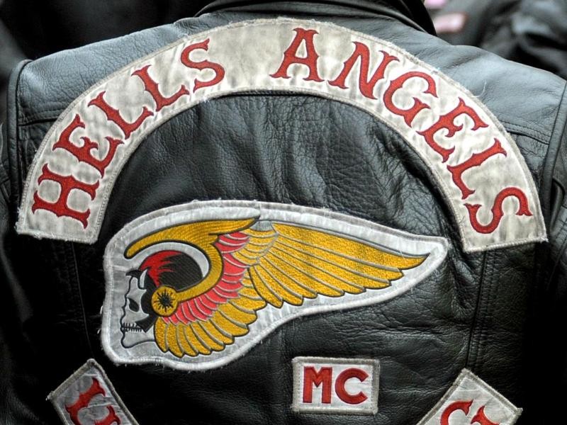 Mit Wirkung vom 7. Oktober 2013 haben die Hells Angels insgesamt vier ihrer Charter geschlossen. Darunter auch die offizielle Vereinsvertretung in Duisburg. Dennoch ist die Stadt künftig wohl keine Rocker-Freie-Zone. Denn: Die niederländische Gruppe Satudarah will sich weiter ausbreiten.