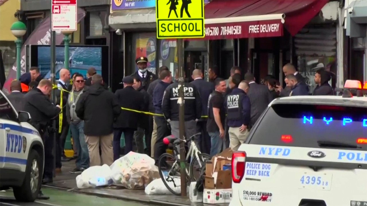 Bei einer Schießerei in New York wurden 13 Personen verletzt.