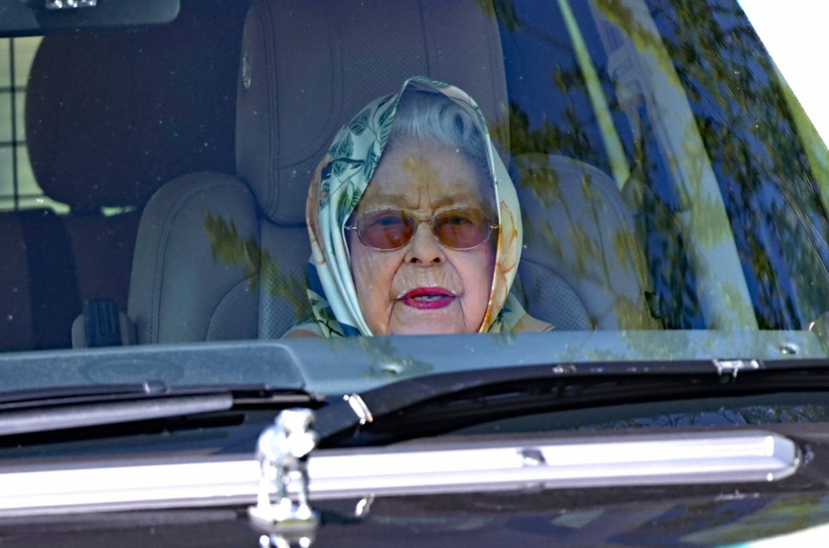 Queen Elizabeth Royals.jpg