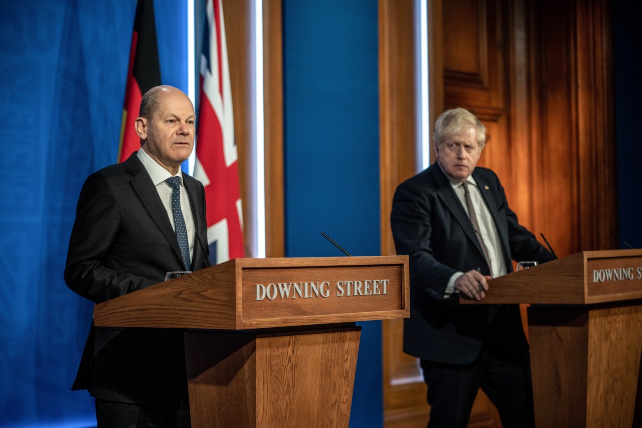 Olaf Scholz in London bei Premierminister Boris Johnson. 