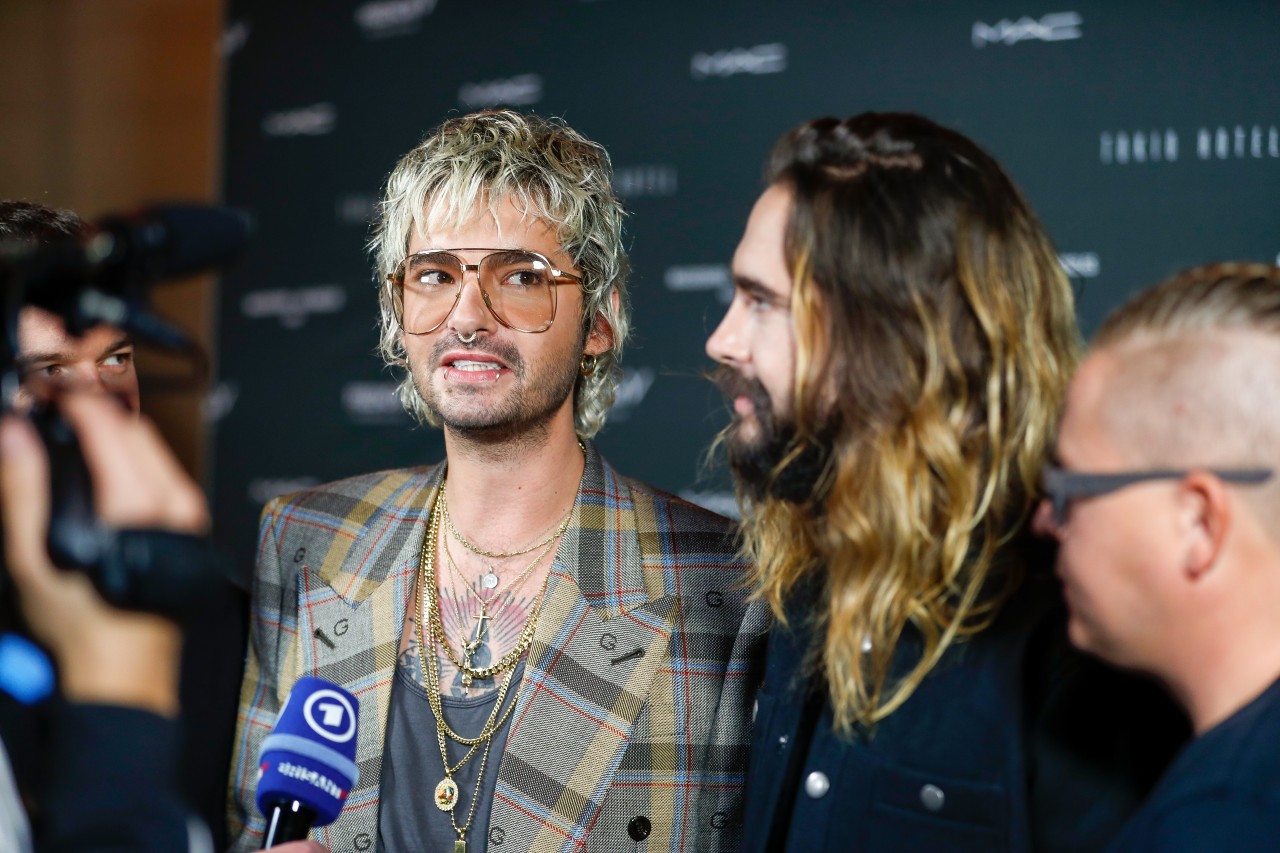 Bill Kaulitz Frontmann der Band Tokio Hotel, hier mit seinem Bruder Tom (r.) hat kein Verständnis für die Inszenierung von RTL.