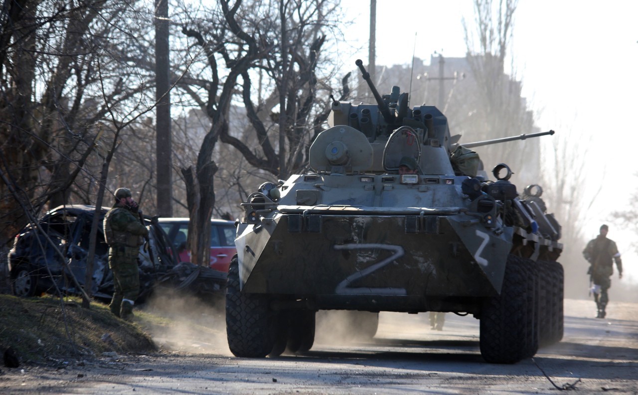 Ukraine-Krieg: Russische Truppen sollen sich zwar rund um Kiew zurückziehen. Allerdings befürchtet die ukrainische Regierung eine Großoffensive im Osten des Landes. (Archivfoto)