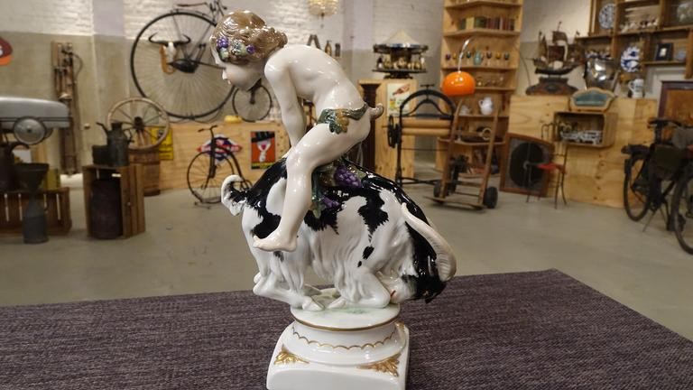 Eine Porzellanfigur brachte bei „Bares für Rares“ 250 Euro.