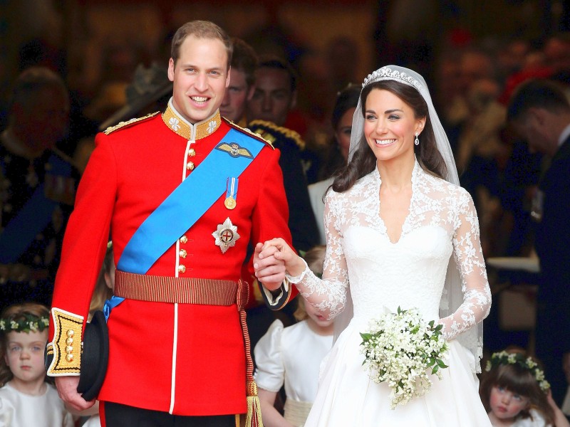 Nach der offiziellen Verlobung von Kate und William im November 2010 wurde im April 2011 die Ehe in der Westminster Abbey geschlossen. 