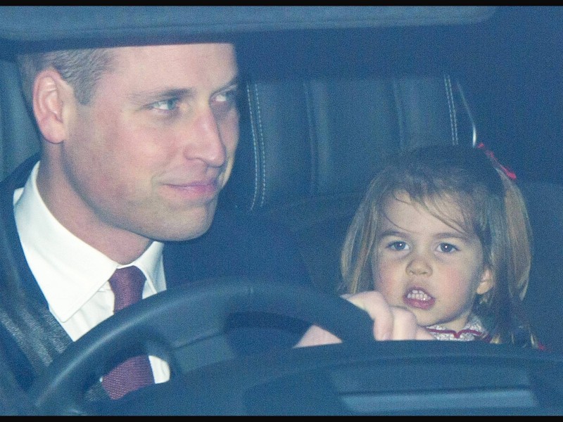 Töchterchen Princess Charlotte Elizabeth Diana of Cambridge wurde am 2. Mai 2015 geboren. 