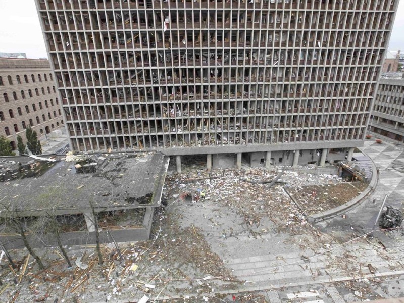 Das zerstörte Regierungsgebäude in Oslo.