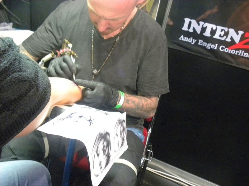 Tattoo-Künstler Andy Engel