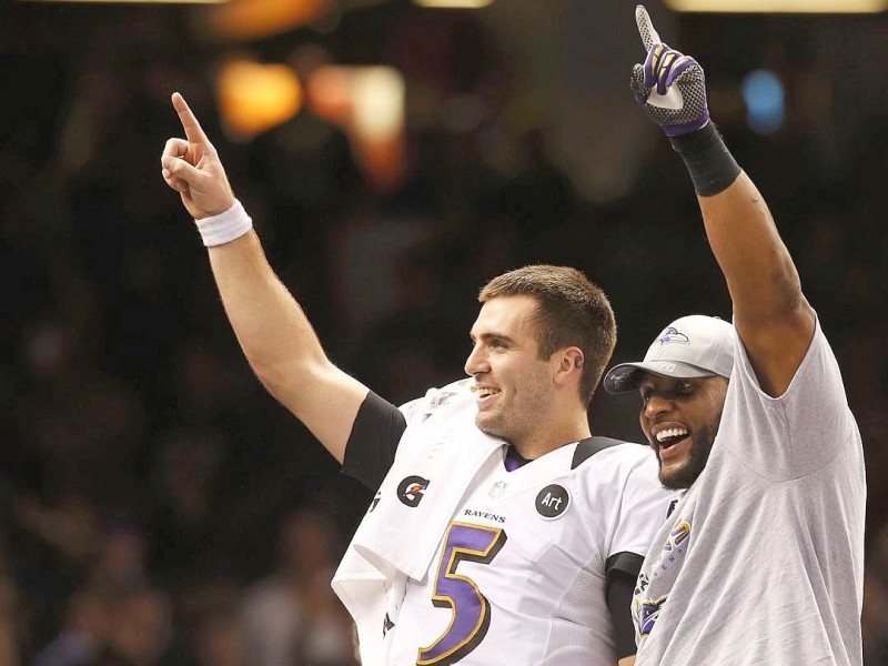 Die Baltimore Ravens feiern ihren Sieg über die San Francisco 49ers.