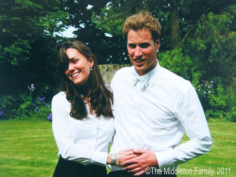 ... die Liebesgeschichte der bürgerlichen Catherine, die den Spitznamen Kate trägt, mit William aber bereits an der Universität in St. Andrews.