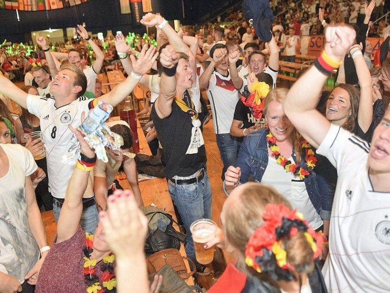 Public-Viewing in Essen.