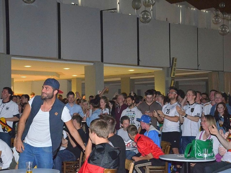 Public-Viewing in Meschede.