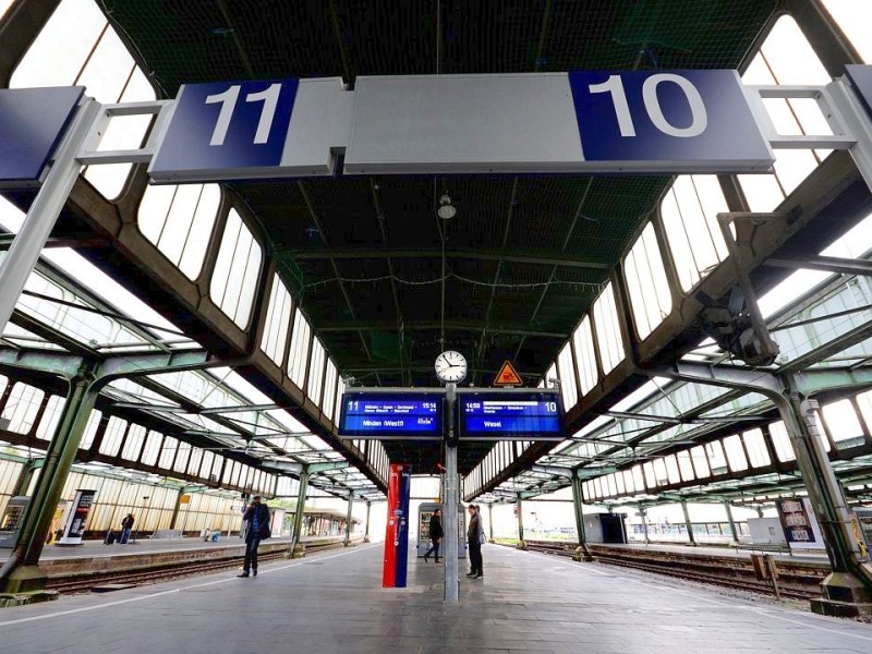 Auch am Hauptbahnhof in Duisburg fallen Mittwoch viele Züge aus.