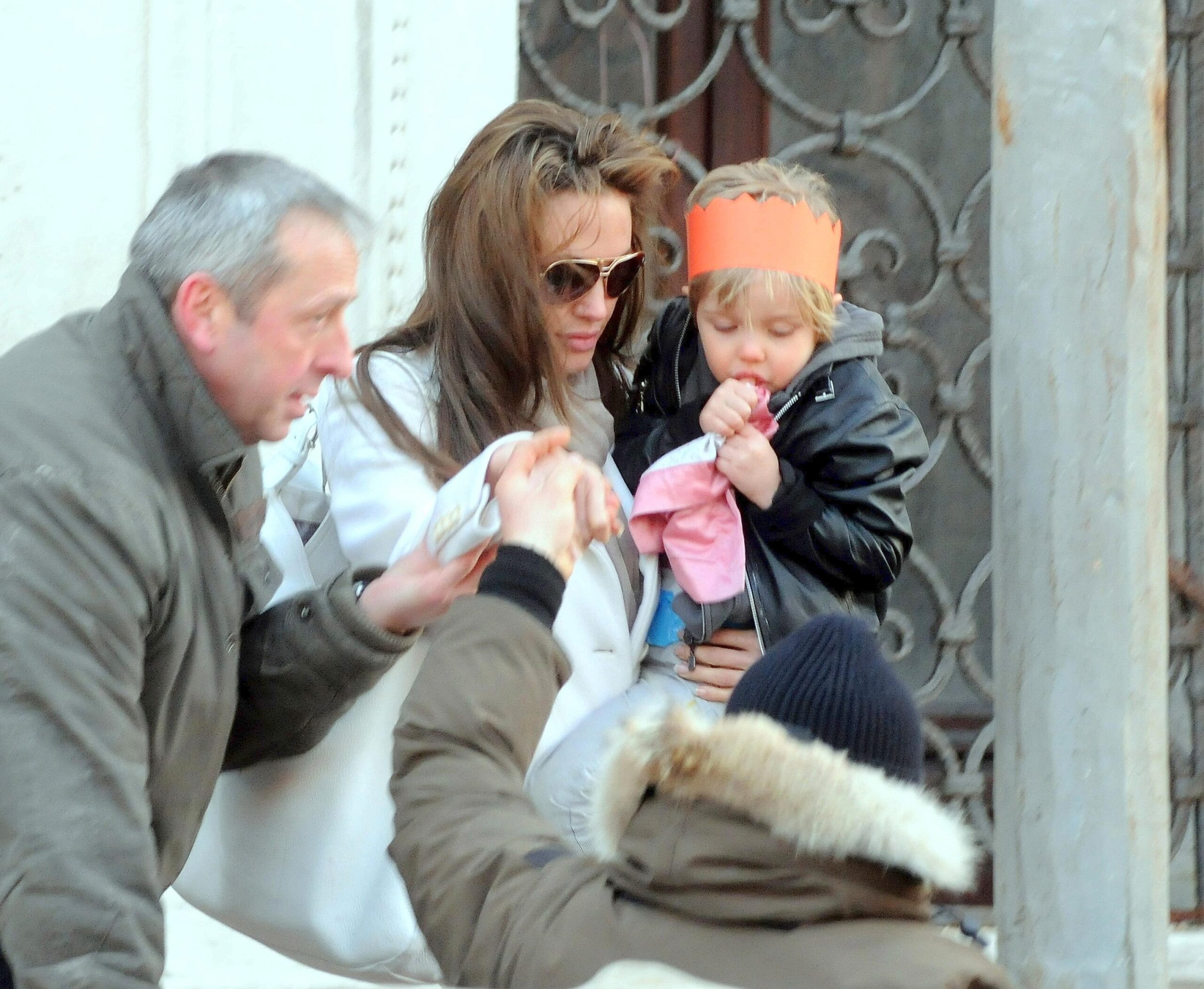 ... Shiloh Nouvel Jolie-Pitt kam 2006 zur Welt und ist Angelinas ganzer Stolz. Kennen Sie...