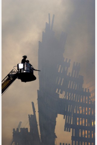 ...Zustand am Ground Zero und in der Stadt machten sich am Tag nach den Terror-Anschlägen...