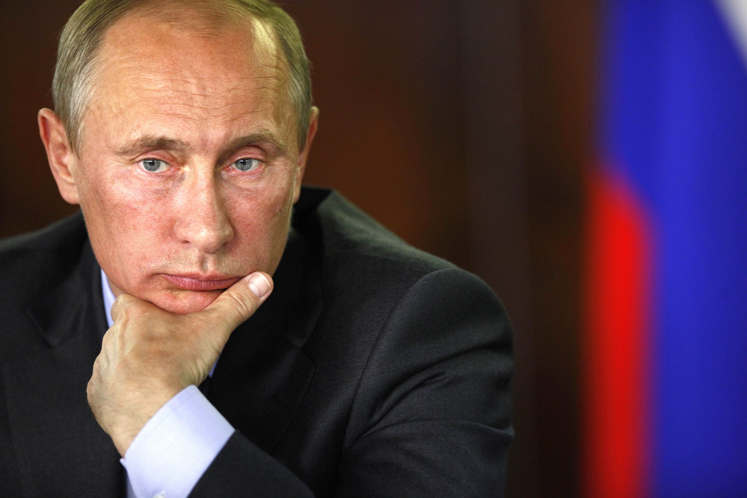 Den russischen Ministerpräsidenten Vladimir Putin (59) und seinen amerikanischen...