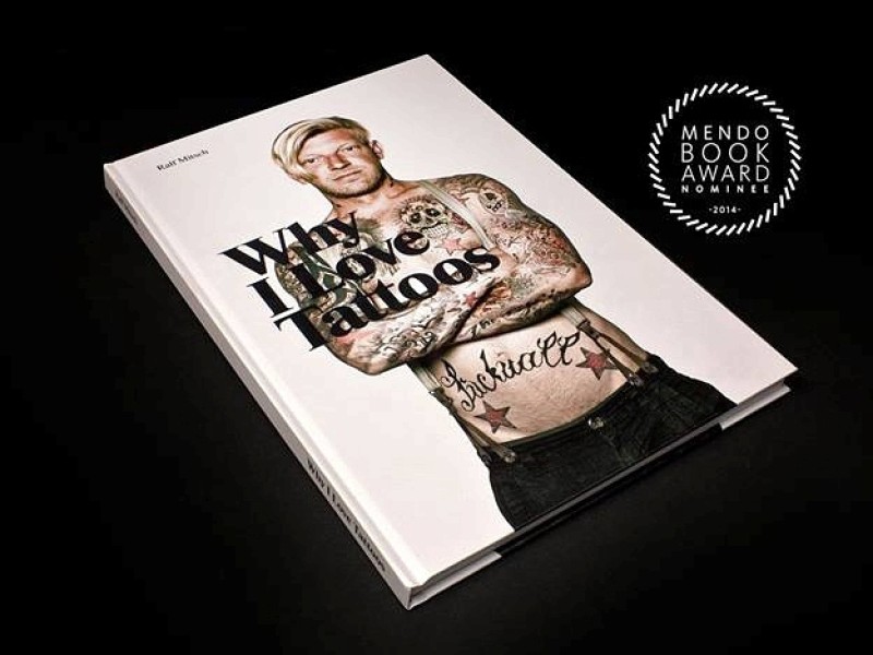 Das gesammelte Werk mit über 50 Porträts und dazugehörigen Zitaten ist in einem Buch zusammengetragen und kann unter http://whyilovetattoos.com ersteigert werden. Das Fotoprojekt „Why I love Tattoos“ war bereits auf mehrern Festivals und Ausstellungen vertreten. 