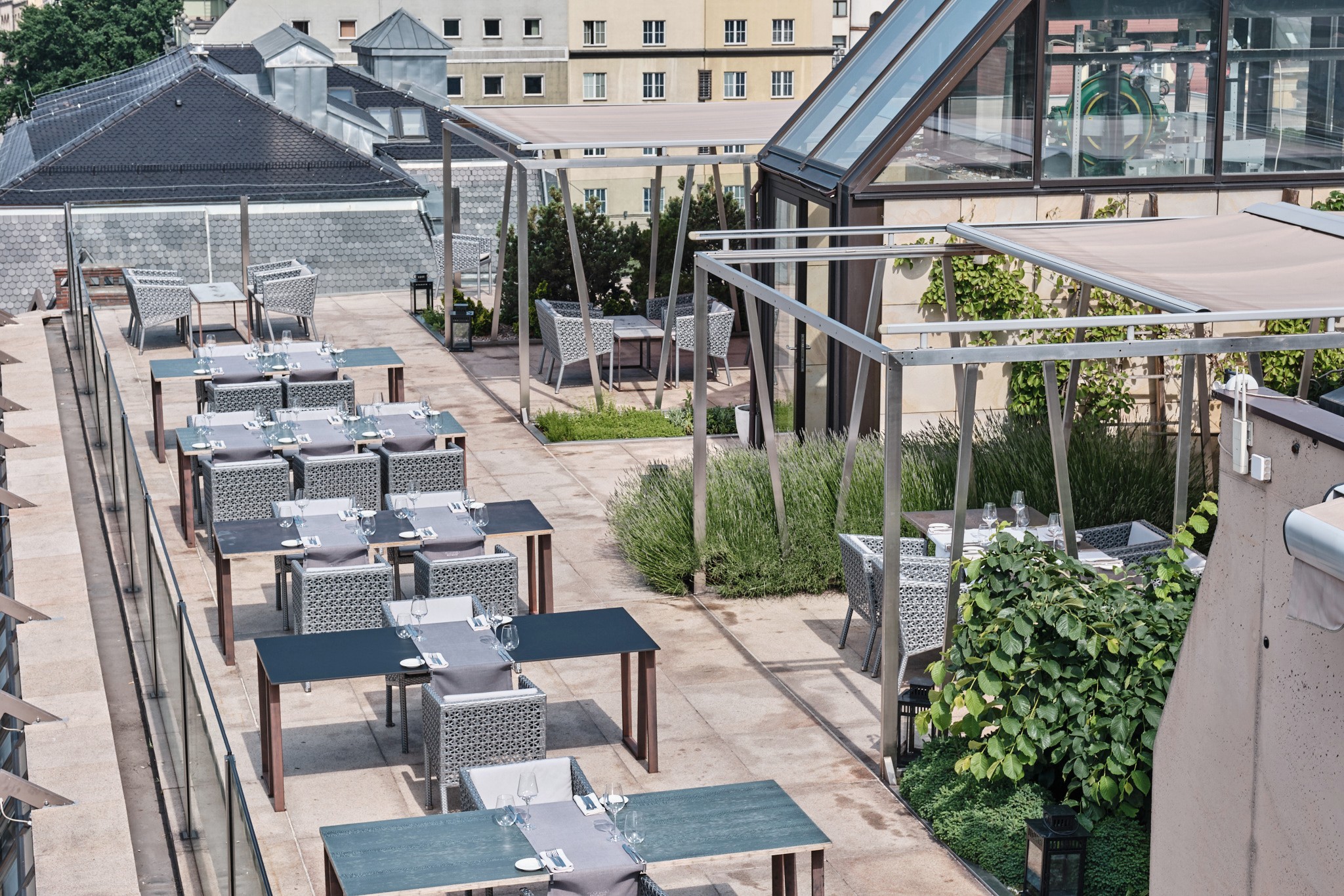 Das 5-Sterne-Superior-Hotel  Monopol hat auch eine tolle Dachterrasse.