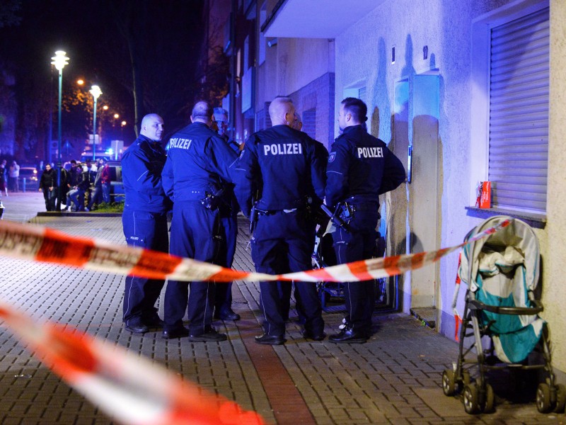 In Duisburg-Marxloh ist am Sonntagabend ein 14-Jähriger angegriffen worden. Später starb er im Krankenhaus.

Foto: Stephan Eickershoff / FUNKE Foto Services