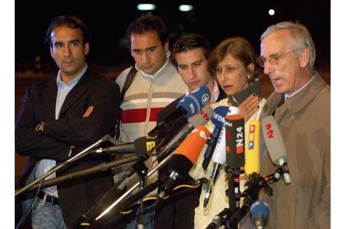 Der frühere Außenstaatssekretär Jürgen Chrobog, seine Frau und seine drei Söhne wurden am 28. Dezember 2005 im Ostjemen verschleppt. 