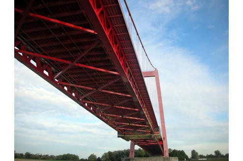 Rhein Rheinbrücke Emmerich, Donnerstag, 26. Oktober 2006 Foto: Michael Schwarz