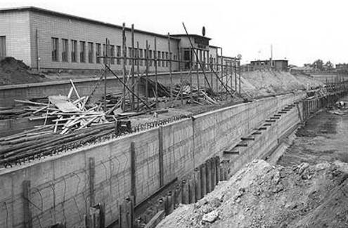 Bau der nordöstlichen Abfahrtsrampe zur Dorstener Straße.