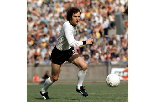 Mit seiner Dynamik auf dem Platz sollte Beckenbauer die DFB-Auswahl als Libero ins Finale führen.
