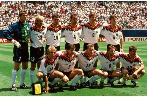 Matthäus (rechts unten) als Kapitän bei der WM 1994.