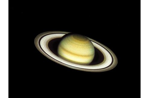 Diese Aufnahme des Saturns stammt bereits aus dem Jahr 1990. Das Hubble Space Telescope nahm unseren Nachbarplaneten aus einer Entfernung von 2.39 Million Kilometern auf. Bild: Nasa
